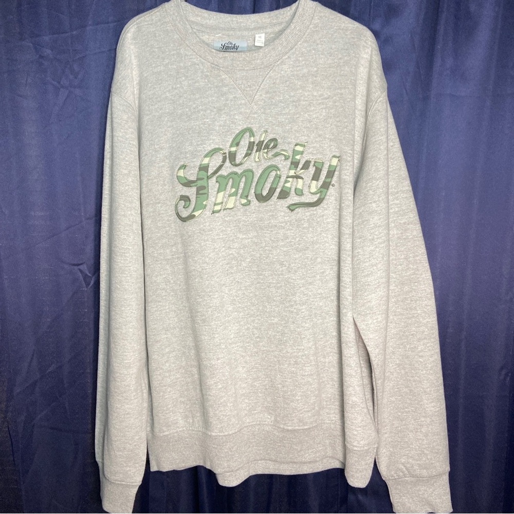 Ole Smoky Tennessee Moonshine Camouflage Size XL Grey Crew Neck Sweatshirt